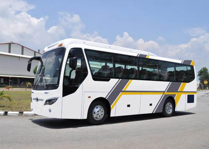 Cho-thue-xe-35-cho-da-lat